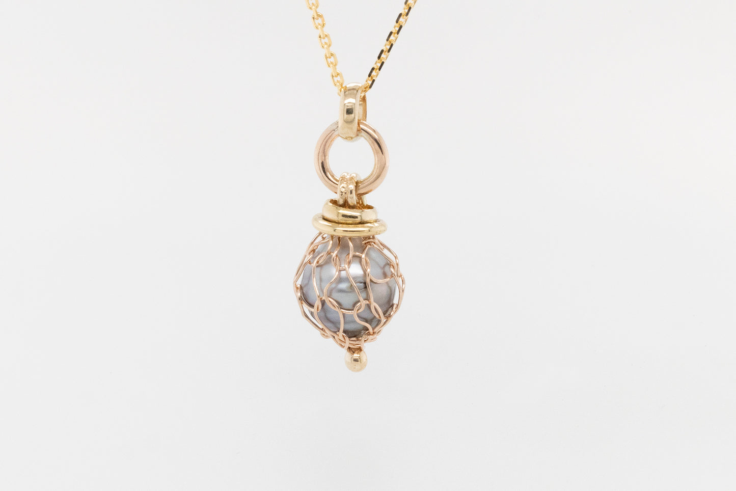 French Knitted Abrolhos Pearl Pendant 