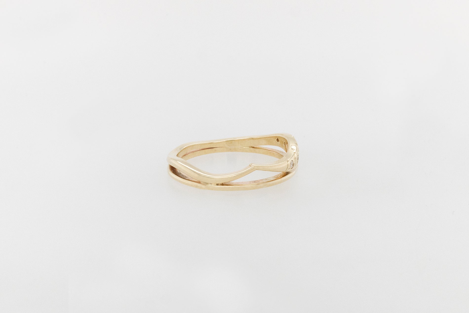 Pave Set Diamond Leaf Band Ring 9YG