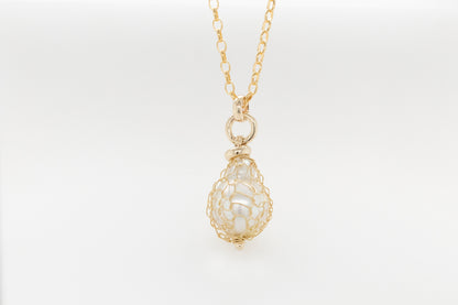 Cygnet Bay Baroque Pearl Pendant with French Knitting