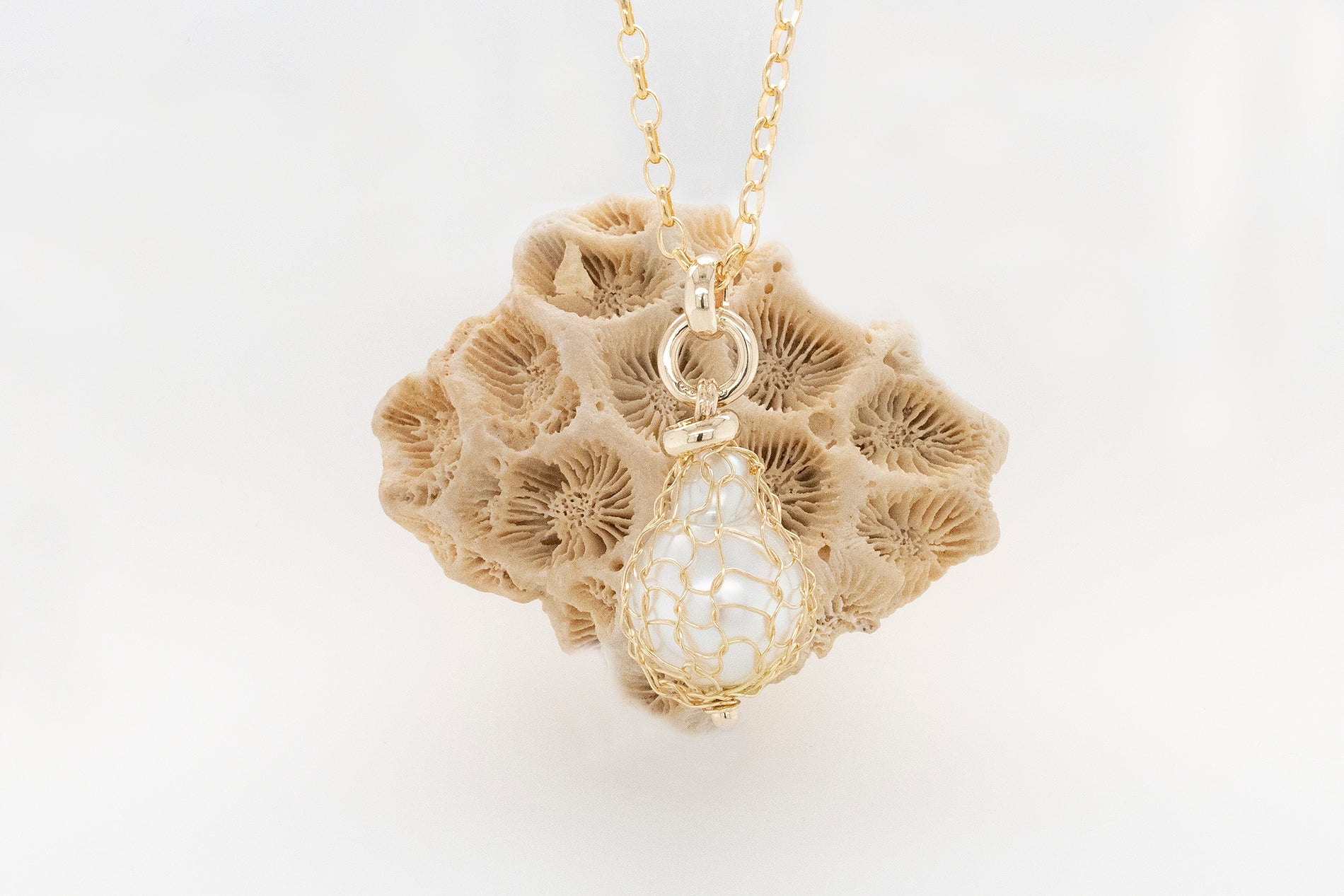 Cygnet Bay Baroque Pearl Pendant with French Knitting