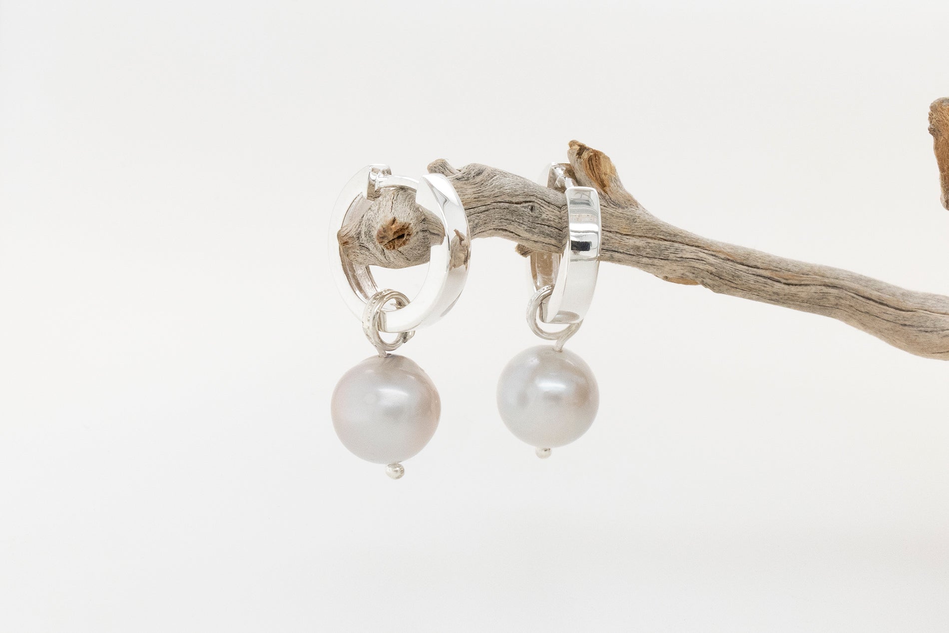 Abrolhos Islands Pearl Huggie Earrings