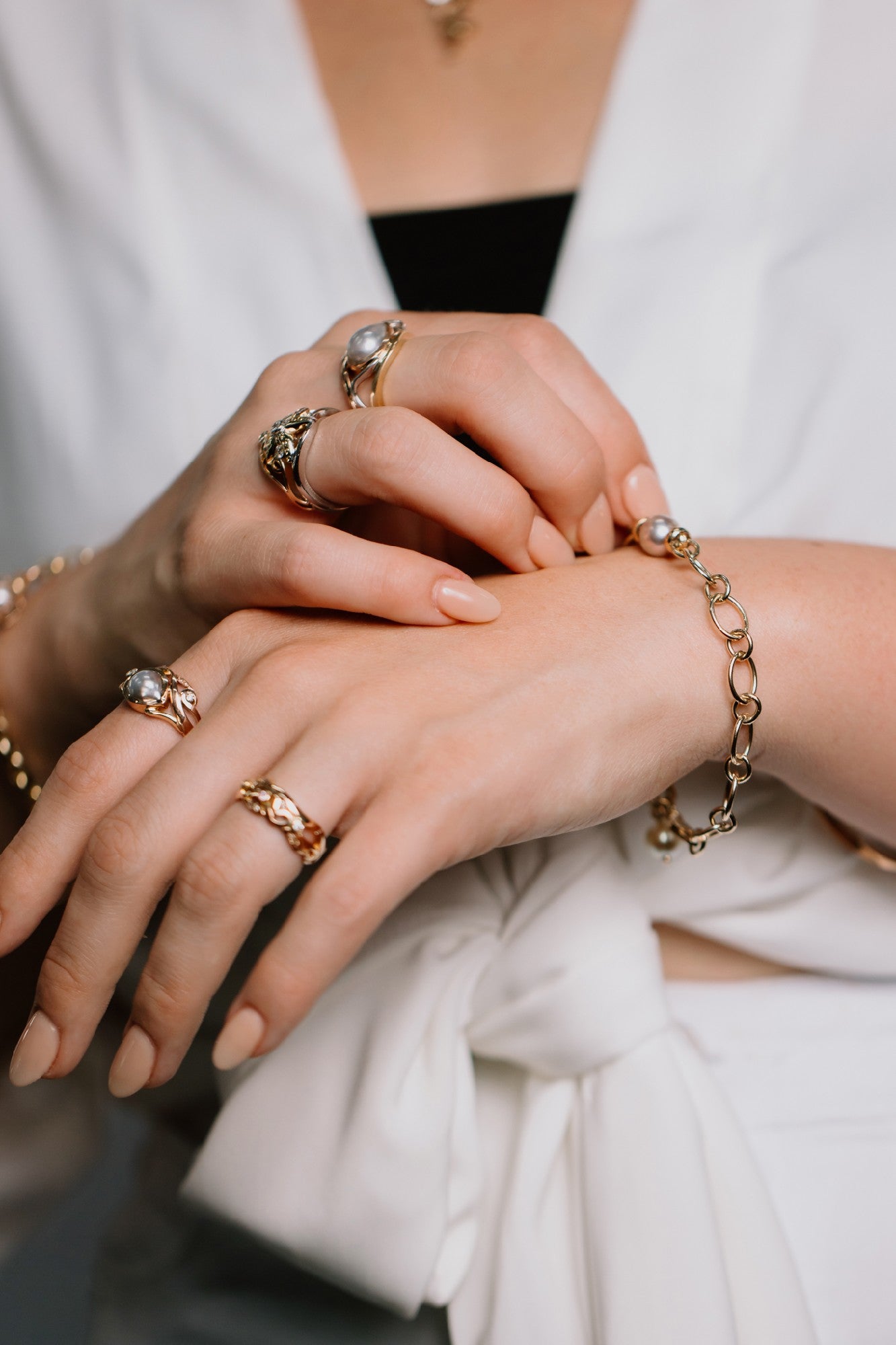 Pastel Pearl Open-Link Bracelet