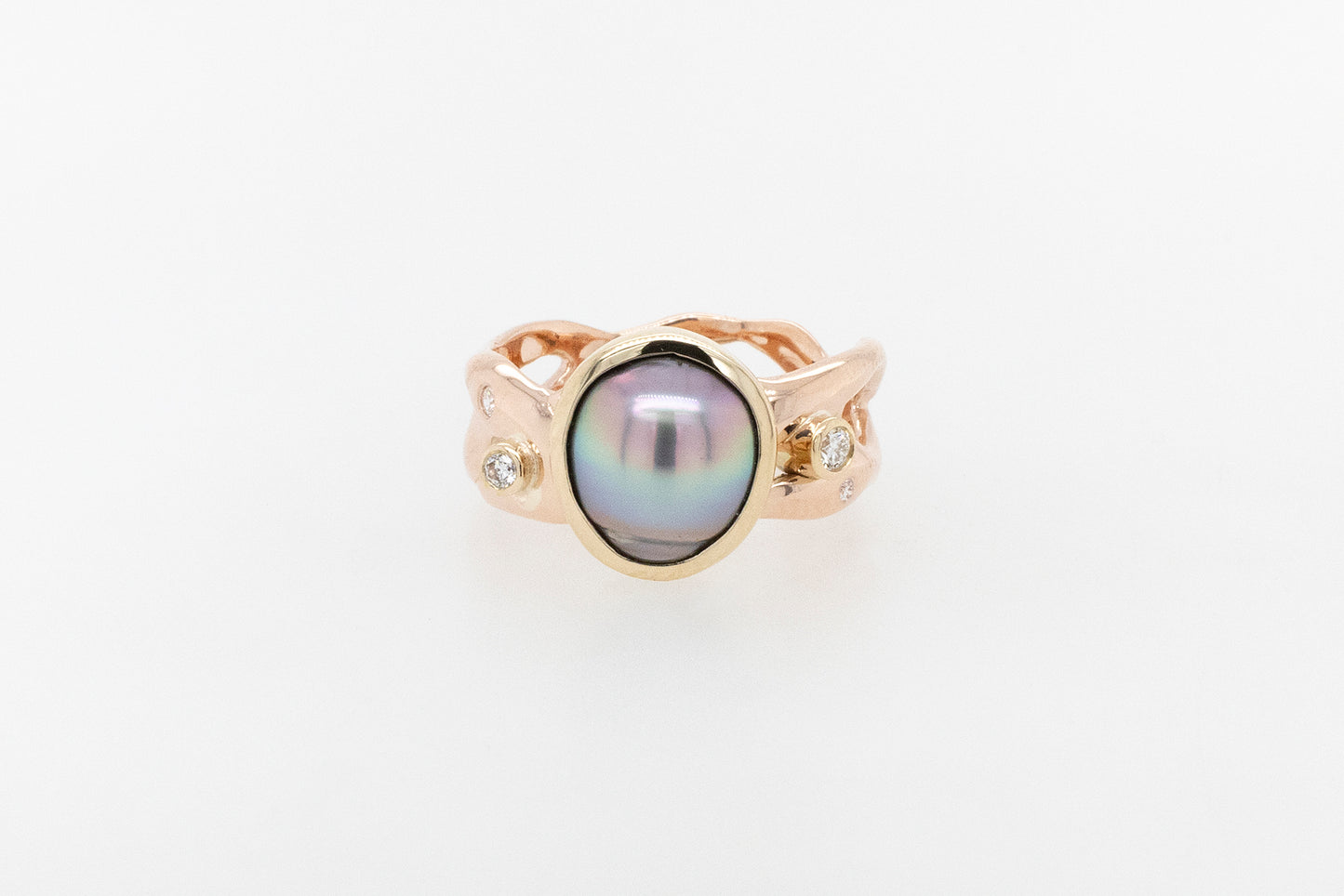Abrolhos Half Pearl and Diamond Seaweed Ring