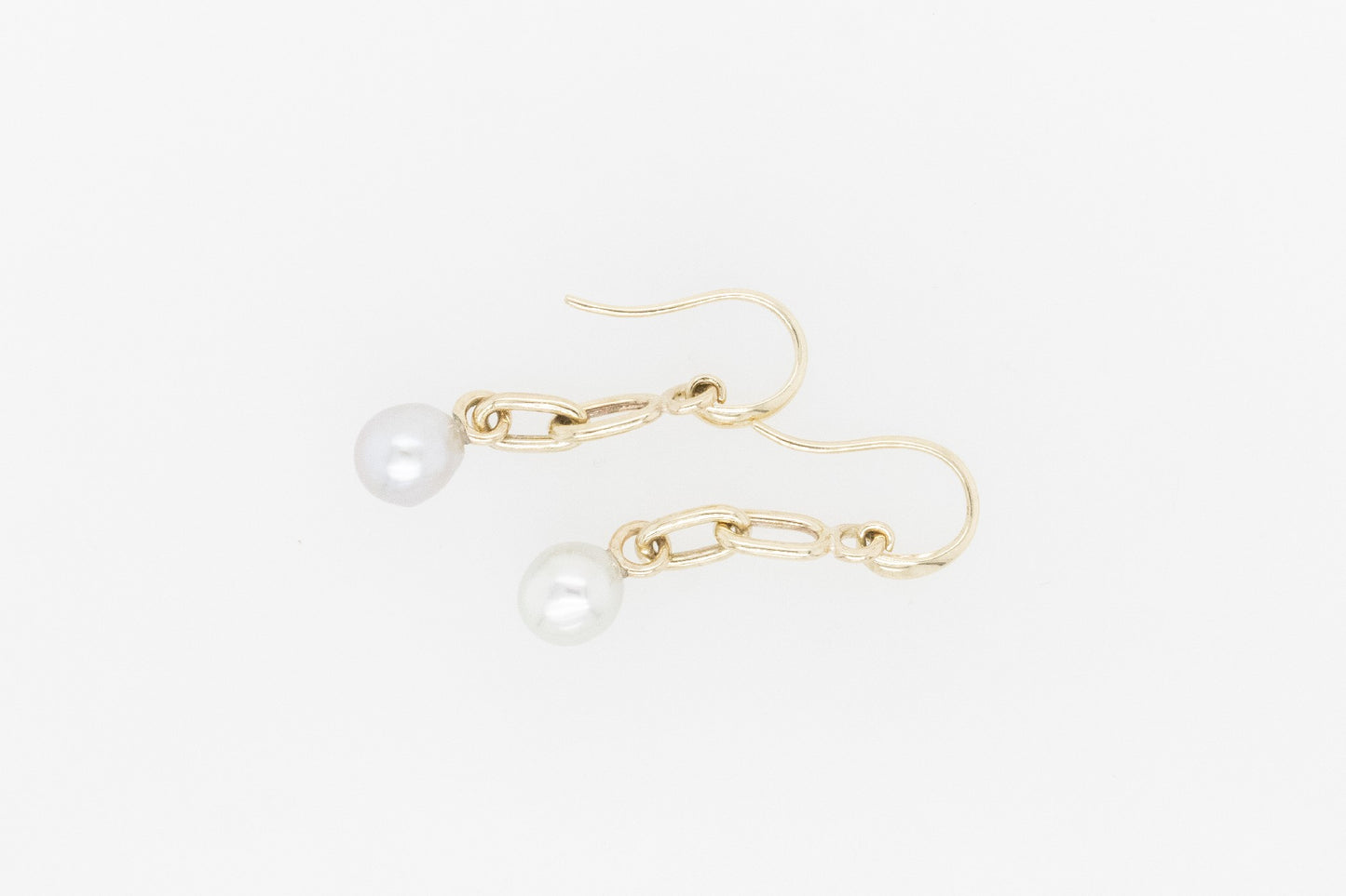Abrolhos Islands Pearl Chain Link Earrings
