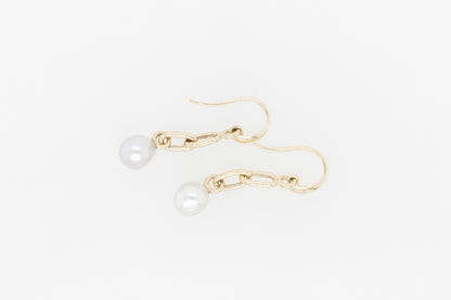 Abrolhos Islands Pearl Chain Link Earrings