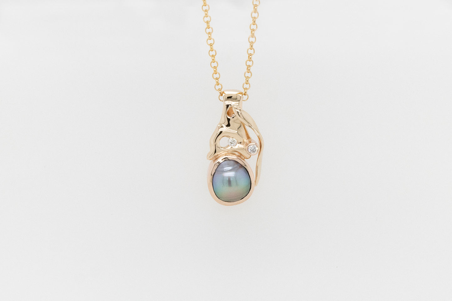 Abrolhos Islands Black Pearl Pendant 