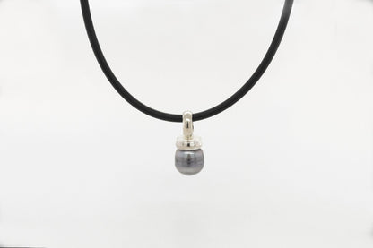 Circle Drop Pearl Pendant