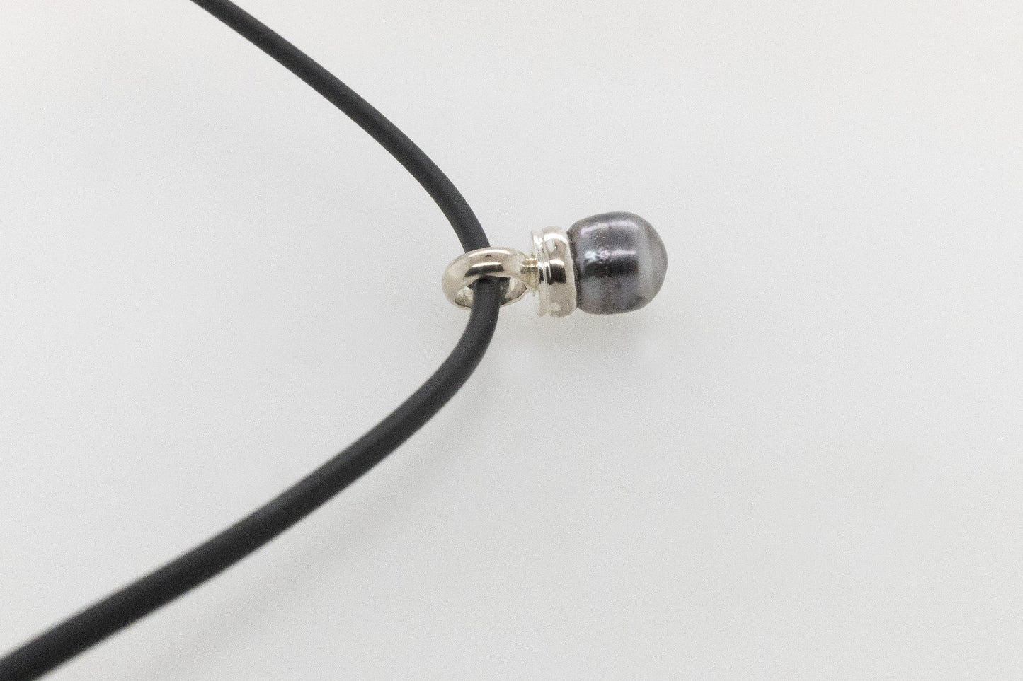 Circle Drop Pearl Pendant