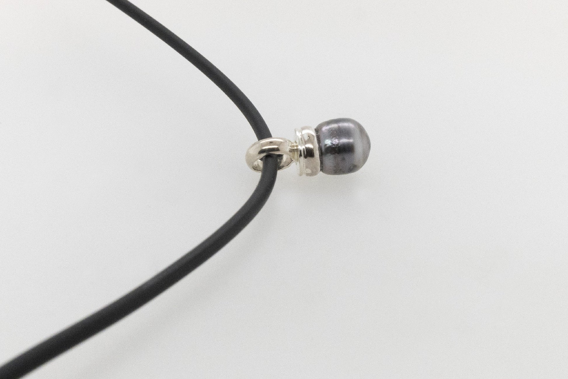 Circle Drop Pearl Pendant