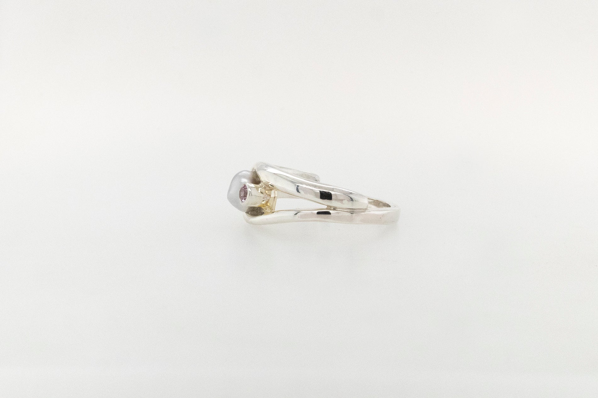 Abrolhos Keshi Pearl and Pink Sapphire Ring