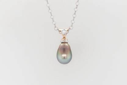Abrolhos Islands Drop Pearl Pendant with Diamond Bale