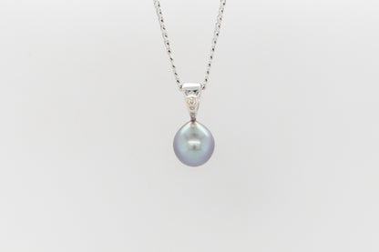 Abrolhos Islands Pearl Pendant with Diamond Bale