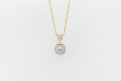Pearl Pendant with Champane Diamond