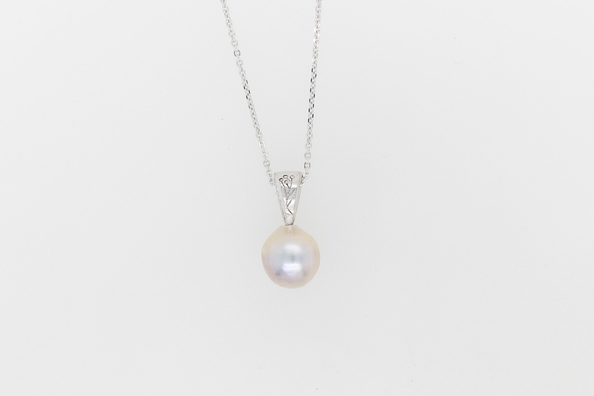 Abrolhos Island Akoya Pearl Engraved Pendant