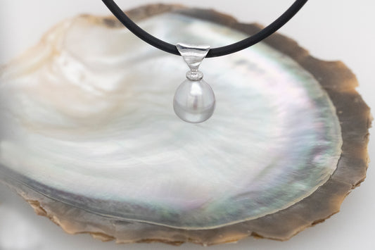 Abrolhos Island Black-Lipped Pearl Pendant