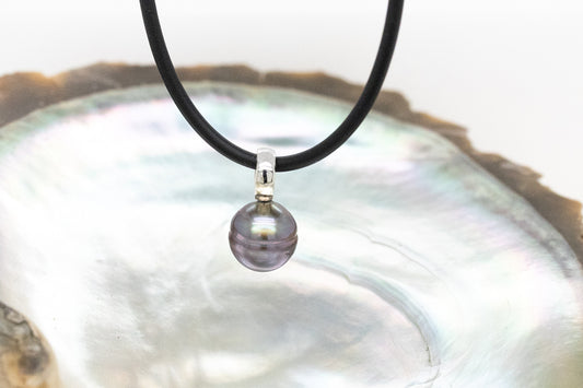 Abrolhos Islands Circle Pearl Pendant 