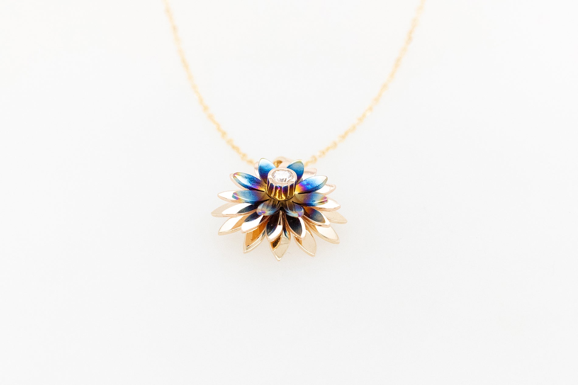 Everlasting Flower Pendant with Titanium & White Diamond
