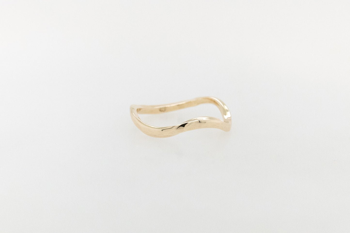 Wavy Tetured Ring 