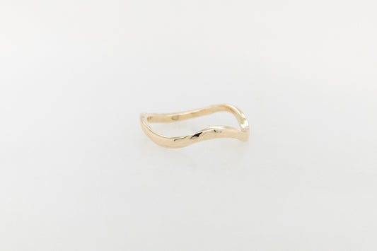 Wavy Tetured Ring 