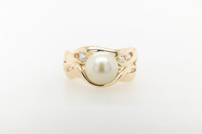 Pearl & Diamond Swirl Ring