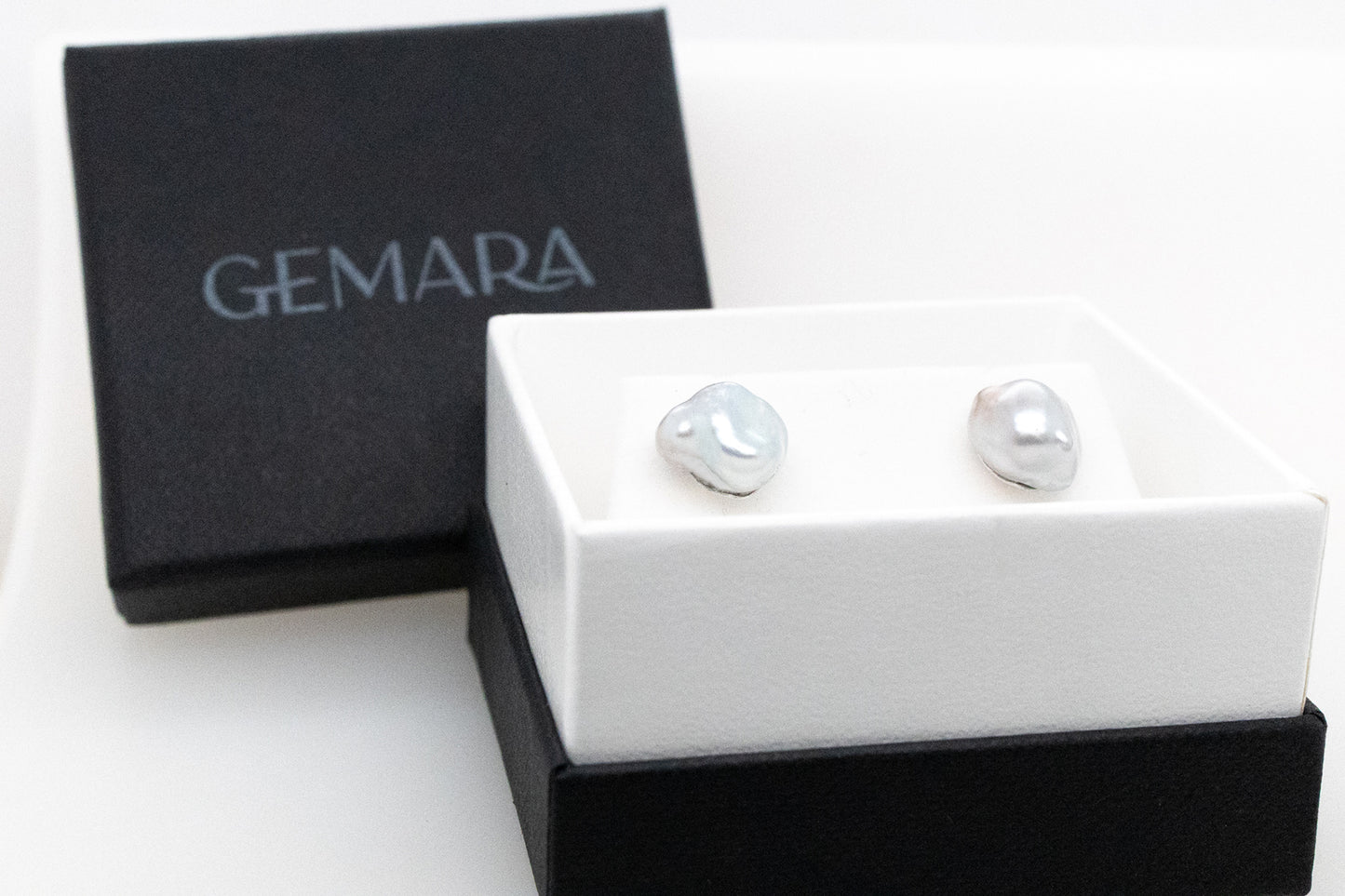 Abrolhos Island Pearl Keshi Stud Earrings 