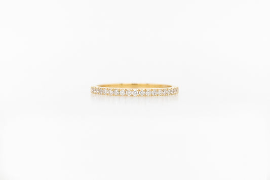 Fine Fishtail Wedding Band