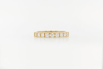 Fishtail-set Diamond Wedding Ring