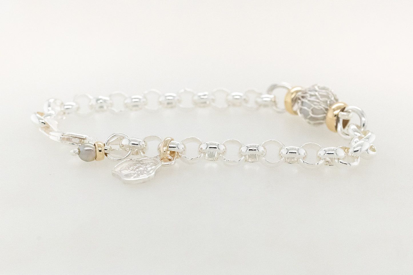 Island Knitting Wrapped Pearl Bracelet 