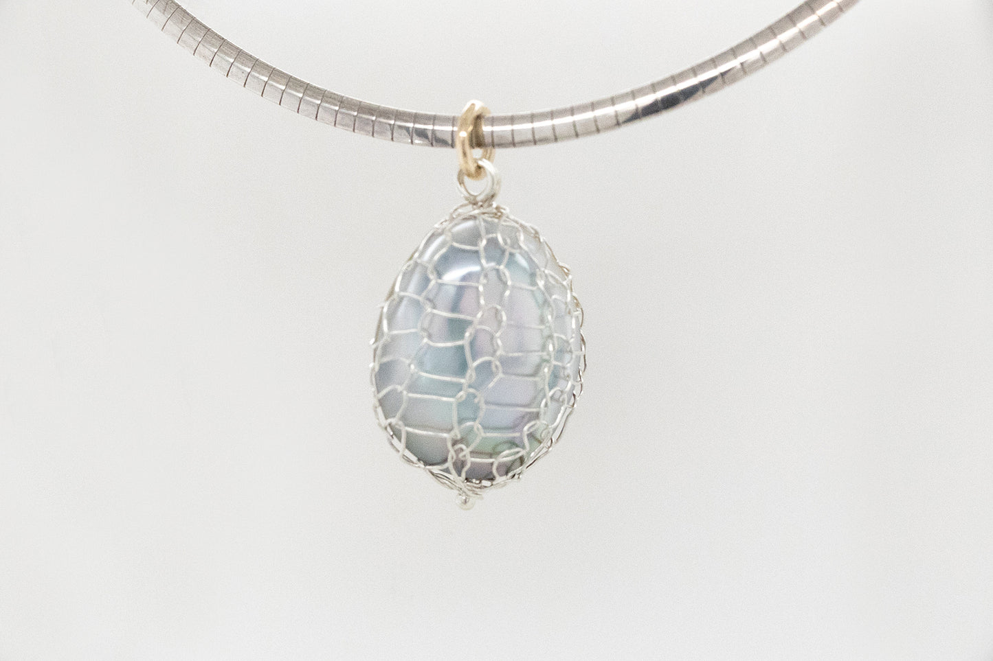 Knitting Wrapped Mabe Pearl Pendant 