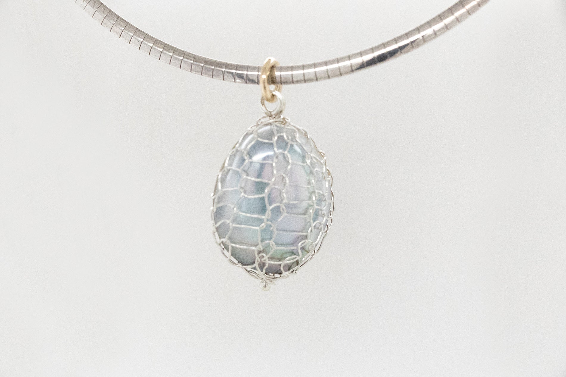 Knitting Wrapped Mabe Pearl Pendant 