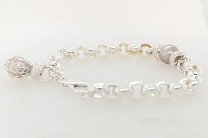 Knit Wrapped Pearl Bracelet 