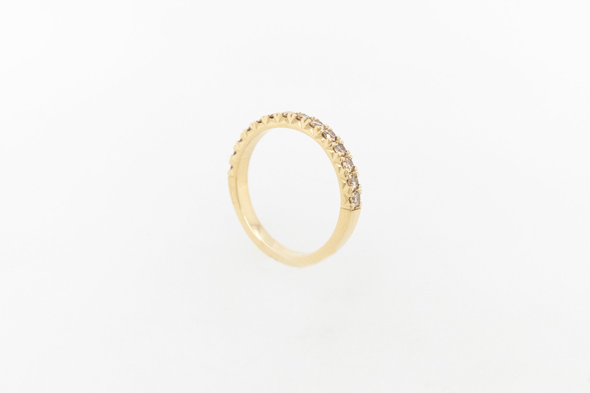 Diamond Fishtail-Set Ring