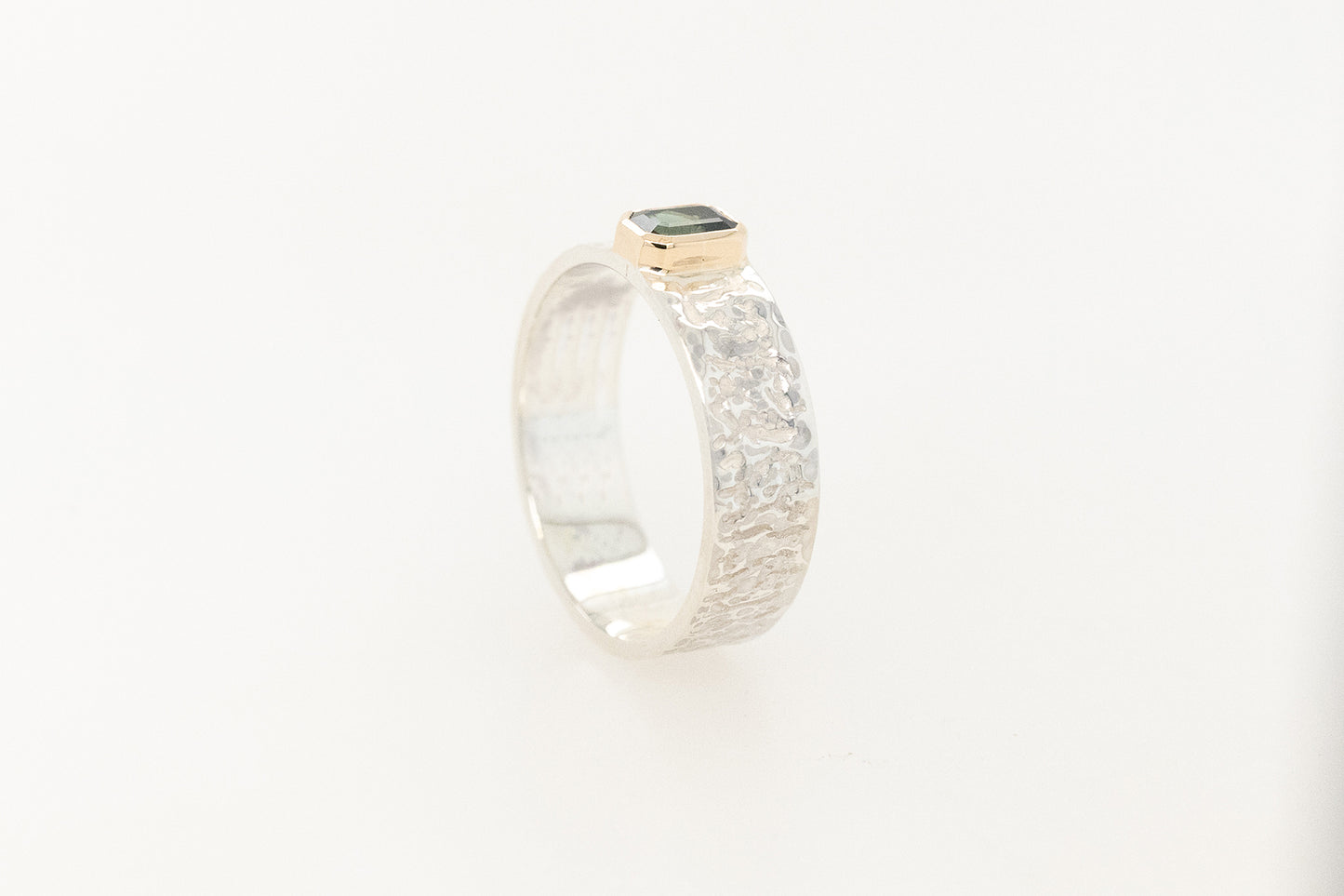 Green Sapphire Textured Gents Ring