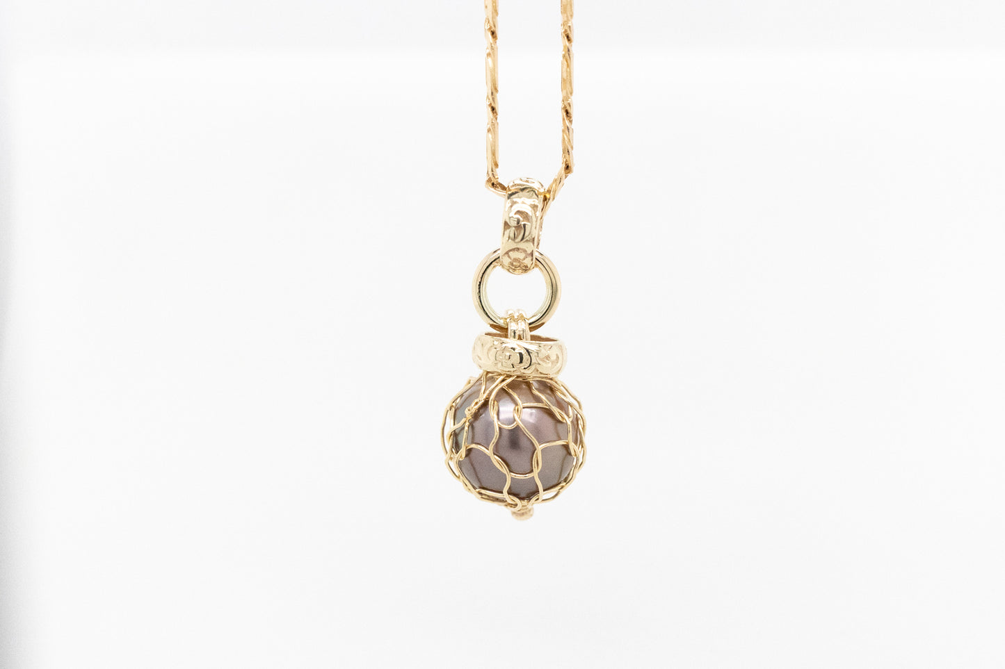 Embossed & French Knitted Pearl Pendant