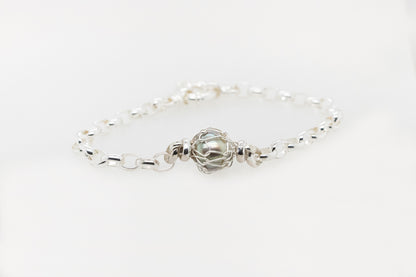 Knit Wrapped Abrolhos Pearl Bracelet