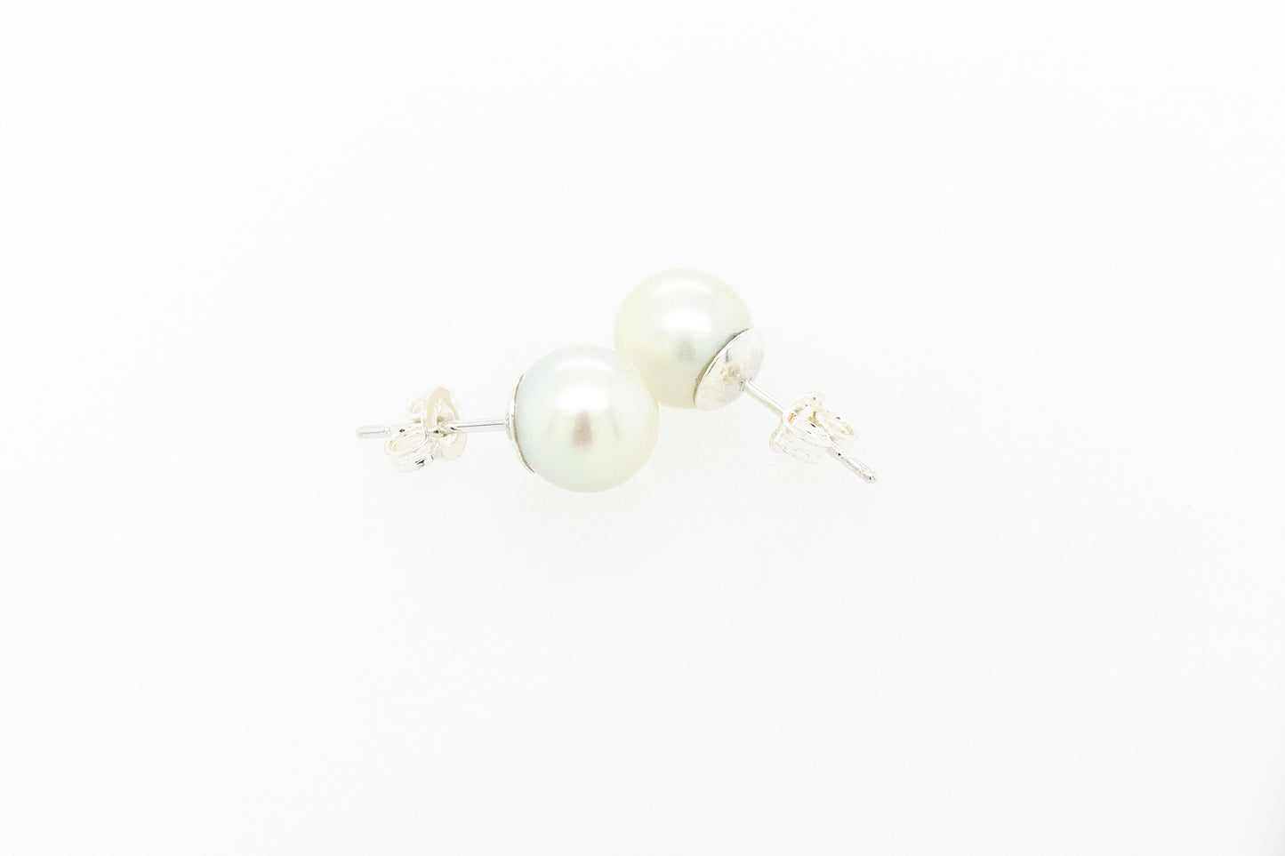 Abrolhos Island Akoya Stud Earrings