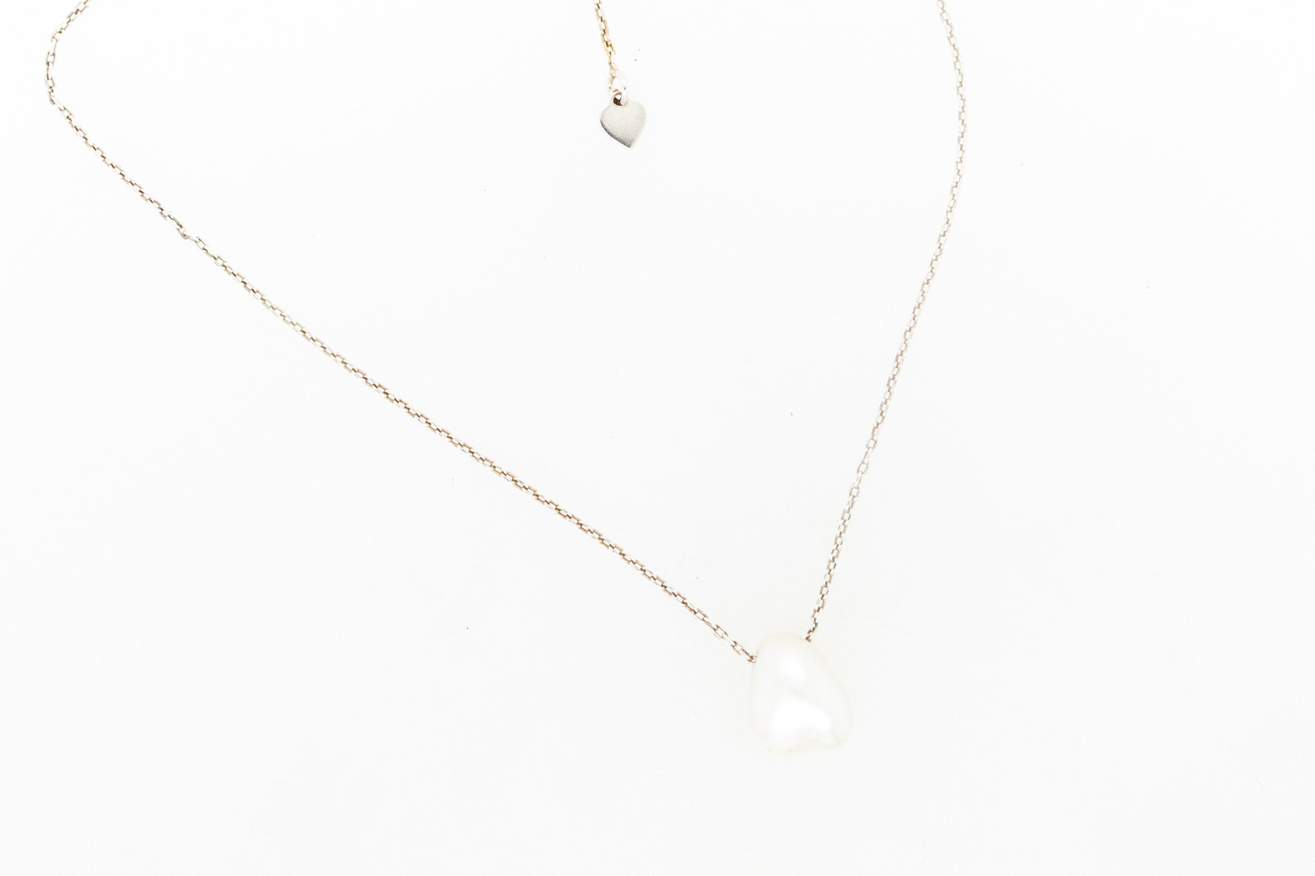 Adjustable Pearl Slider