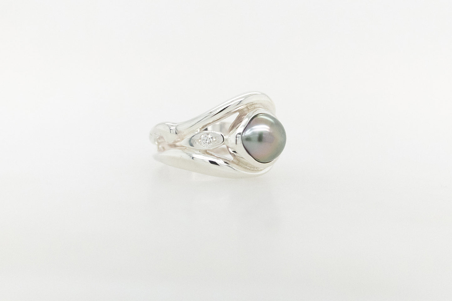 Pearl and Diamond Ring