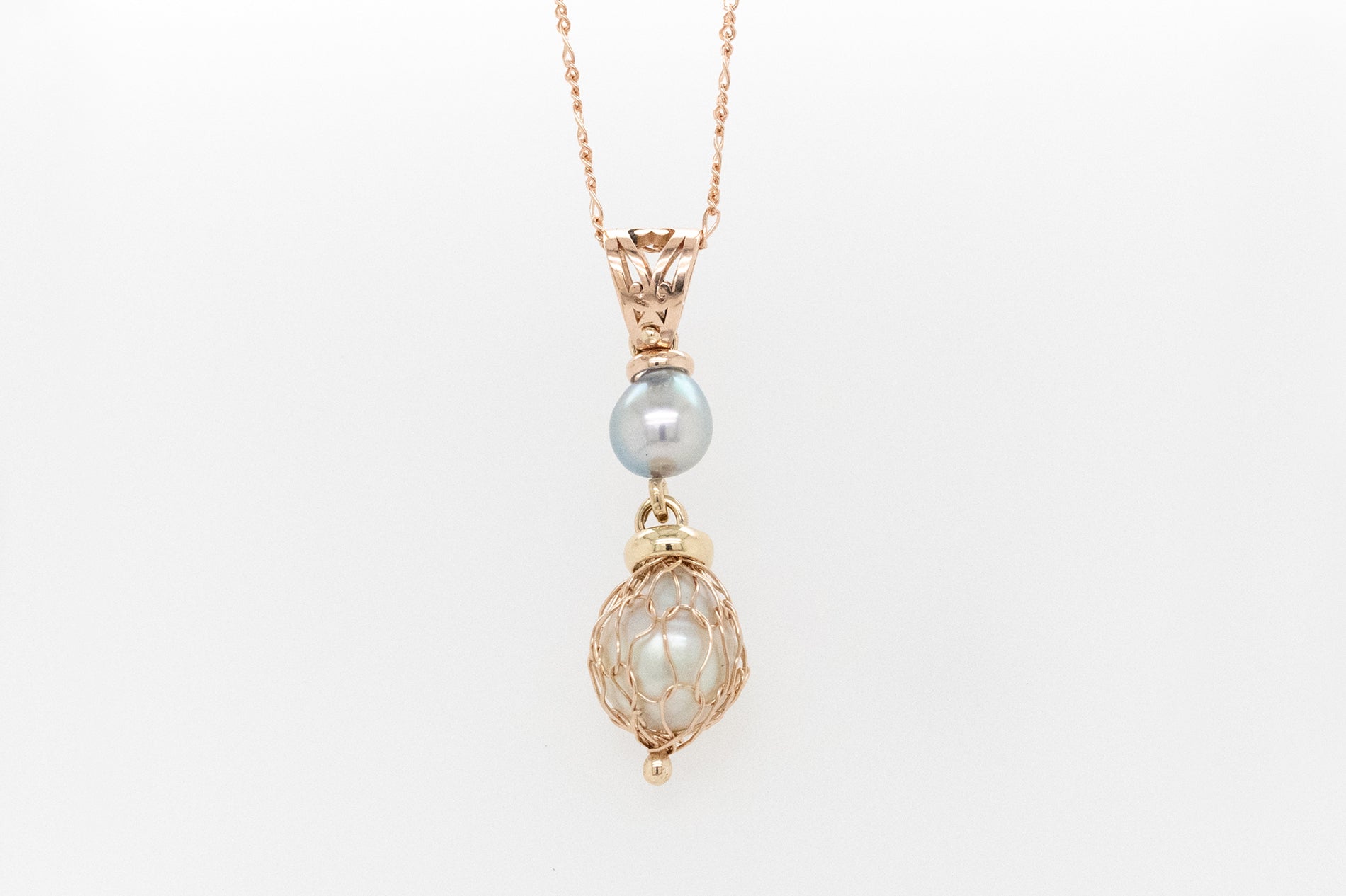 French Knitted Abrolhos Islands Pearl Pendant with Filigree Bale