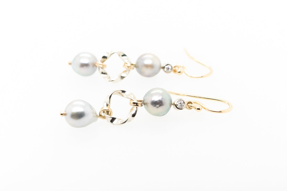 Twisted Link Abrolhos Islands Pearl Earrings With White Diamond