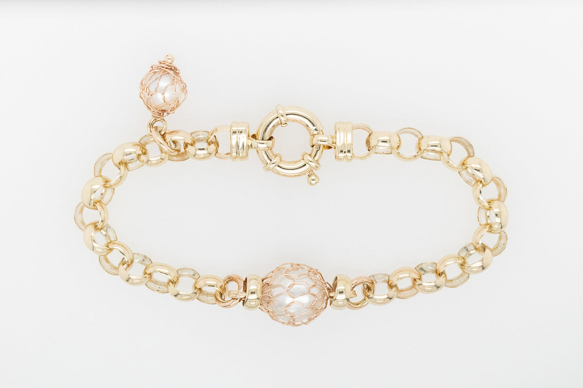 Yellow Gold Belcher with 18ct Rose Gold French Knitted Cygnet Bay Pearl