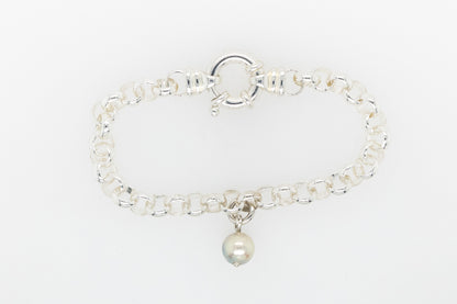 Bolt Ring Belcher Bracelet with Abrolhos Pearl Charm