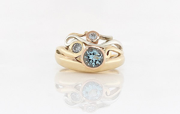 Aquamarine & Diamond Ring 9Y/W/R