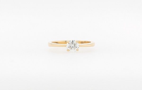 Engagement Ring 0.46ct F VS2 18Y