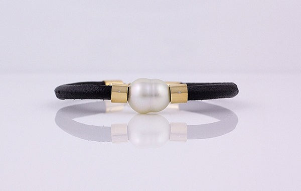 Leather South Sea Pearl Bracelet 9Y