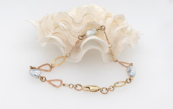 Keshi Pearl x 3 9YR Fancy Link Bracelet