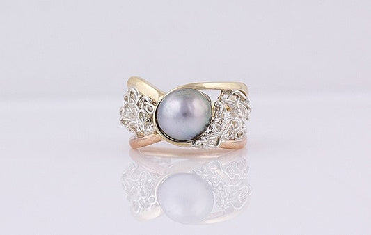 French Knitted Intrinsic Pearl Ring