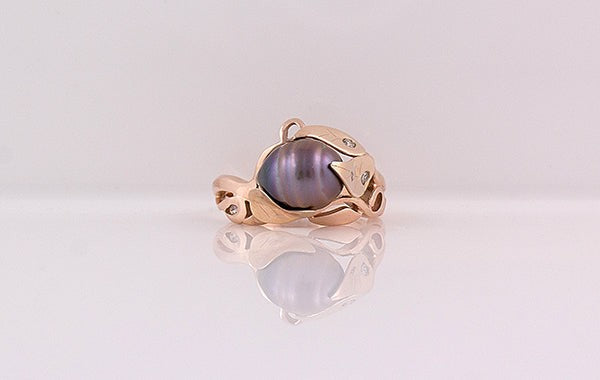 Grapevine Pearl & Diamond Ring