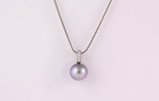 Pearl & Diamond Pendant 18W