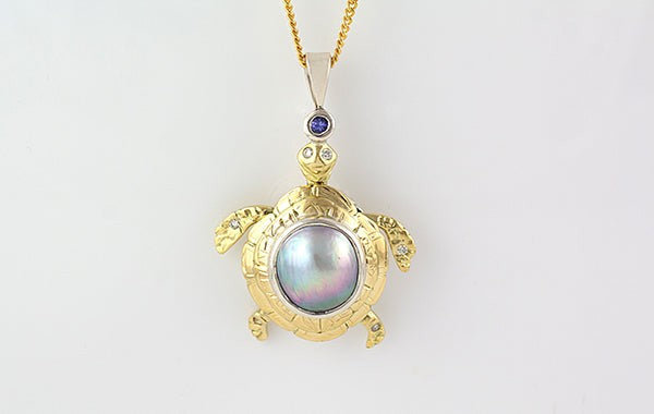 Turtle (Articulated) Mabe Pendant with Tanzanite & Diamond
